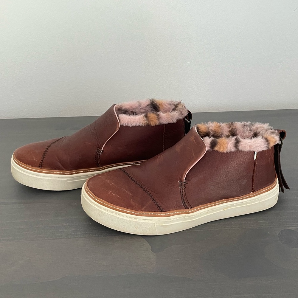 TOMS Dark Brown Leather & Faux Fur Paxton Slip-on Booties size 7.5